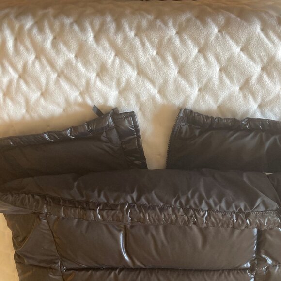 The North Face Down Vest - Black - Women's Size M - Picture 11 of 13